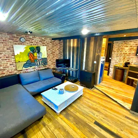 Holiday home En Bord De Riviere Et Proche De La Gare Du Mans *